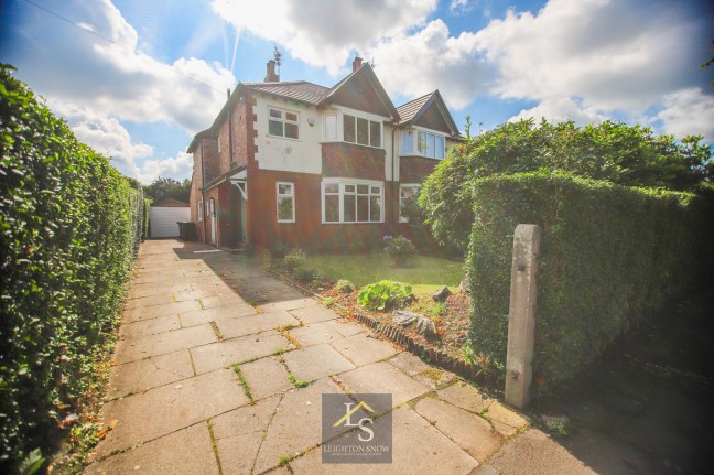 North Park Road, Bramhall, sk7