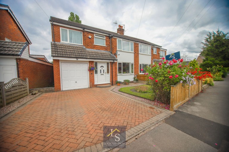 Images for Pingate Lane, Cheadle Hulme, SK8 EAID:425574707 BID:a331354c-8a27-4290-8521-a2425358b7e6