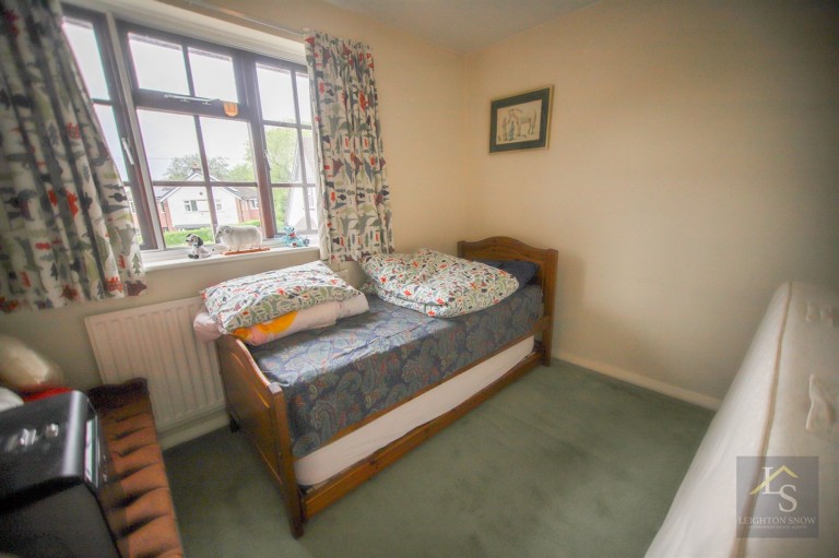 Images for Regent Close, Bramhall, SK7 EAID:425574707 BID:a331354c-8a27-4290-8521-a2425358b7e6