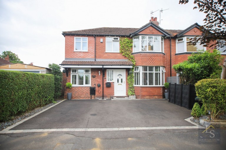 Images for Central Drive, Bramhall, SK7 EAID:425574707 BID:a331354c-8a27-4290-8521-a2425358b7e6