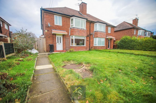 Lumb Lane, Bramhall, sk7