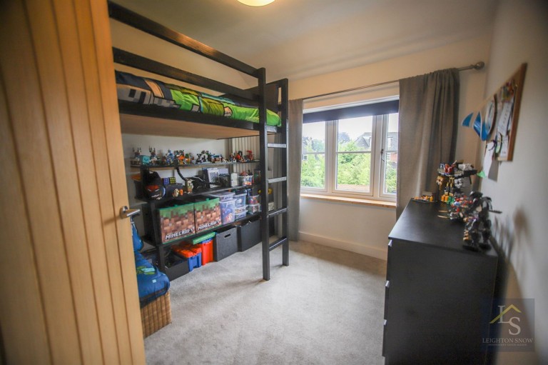 Images for Dalston Drive, Bramhall, SK7 EAID:425574707 BID:a331354c-8a27-4290-8521-a2425358b7e6