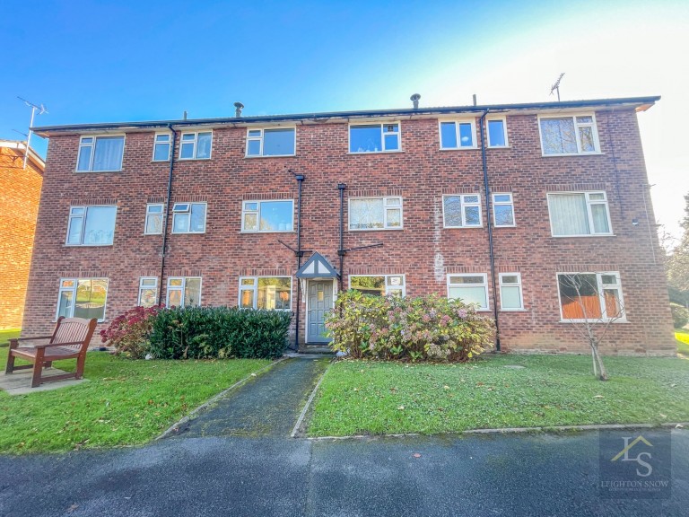 Images for Damery Court, Bramhall, SK7 EAID:425574707 BID:a331354c-8a27-4290-8521-a2425358b7e6